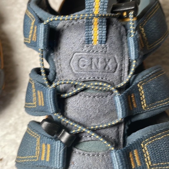 Keen Sandals Size 11.5